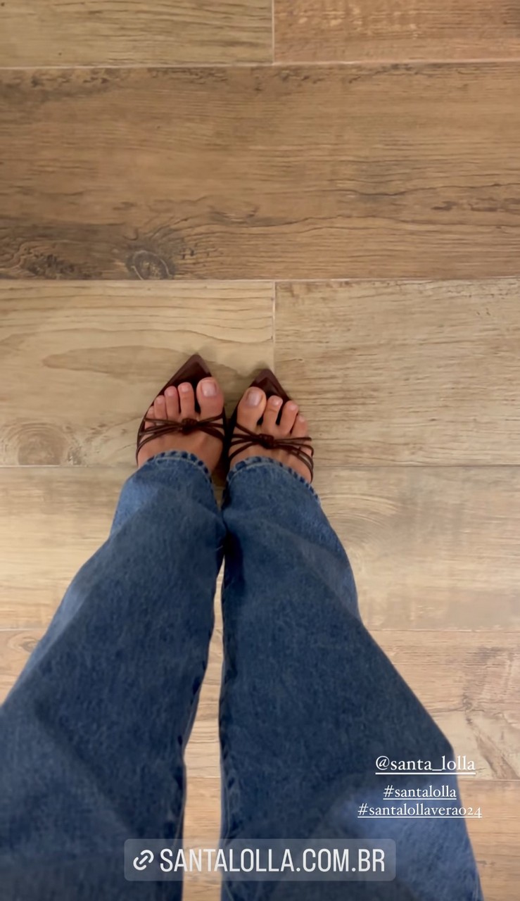 Sasha Meneghel Feet